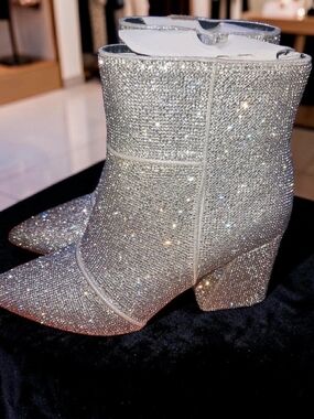 A New Day Size 7 Rhinestone Ankle Boots NWT